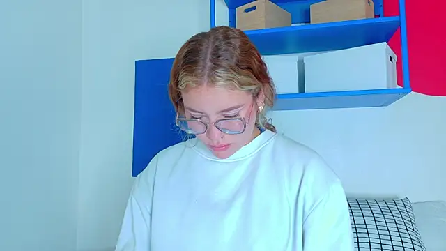 BelaMiller  online show from September 22, 2025, 11:34 am