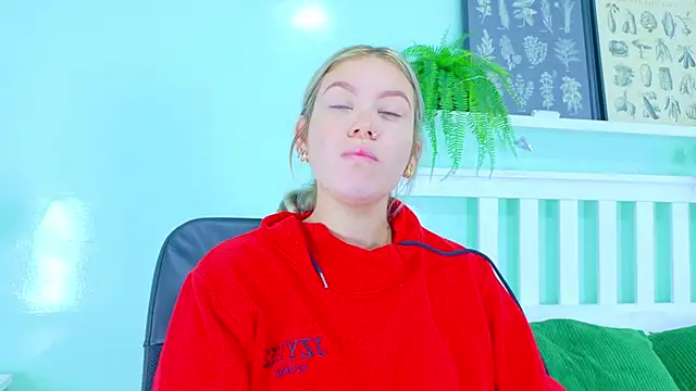 BelaMiller  online show from October 4, 2025, 11:52 am