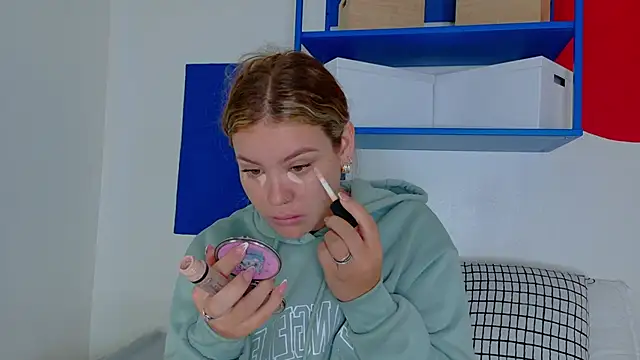 BelaMiller  online show from October 10, 2025, 12:26 pm