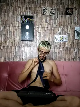 moorejhosua online show from September 26, 2025, 11:47 am