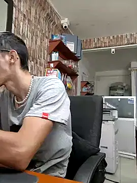 moorejhosua online show from November 7, 2025, 12:27 pm