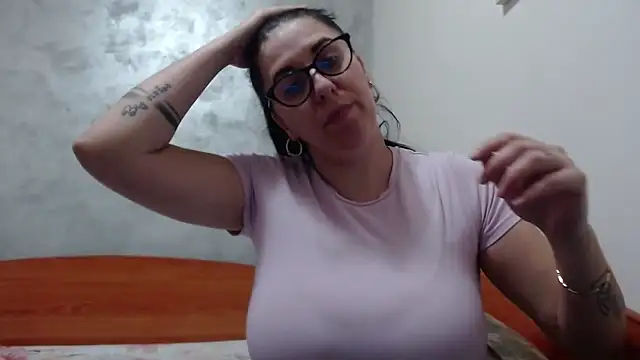 jollene online show from December 19, 2025, 2:35 pm