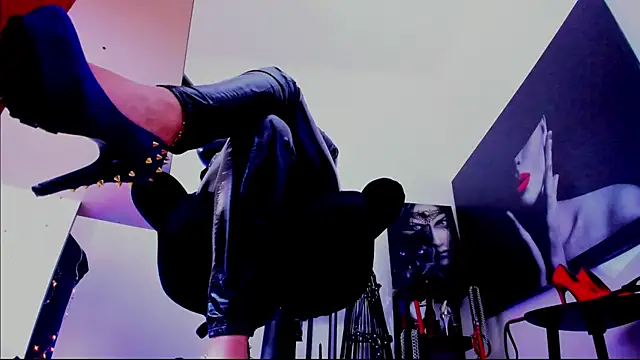 demisweet online show from January 14, 2026, 2:28 am