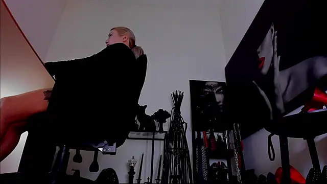 demisweet online show from February 14, 2026, 6:32 am