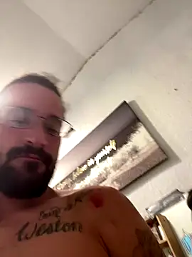 Snapshot of Lilbig_24 chatting on October 13, 2025, 5:29 am Lilbig 24 online show from October 13, 2025, 5:29 am