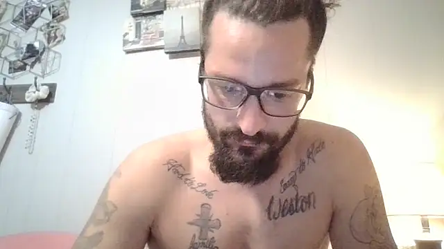 Snapshot of Lilbig_24 chatting on January 15, 2026, 8:08 am Lilbig 24 online show from January 15, 2026, 8:08 am