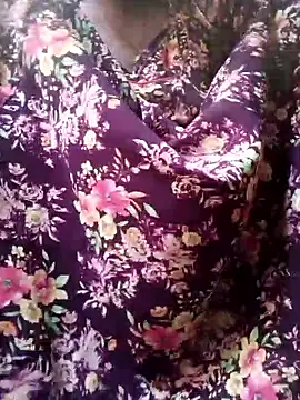 aunty sumy online show from February 20, 2026, 6:37 am