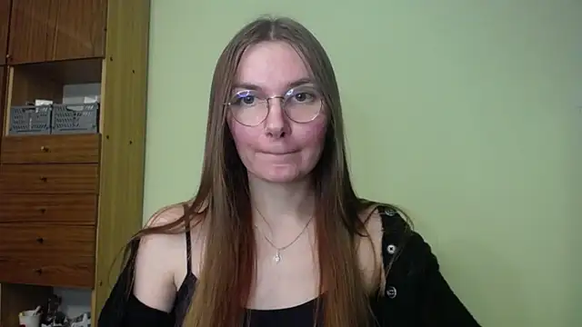 LooveELLYx online show from December 9, 2024, 2:39 pm