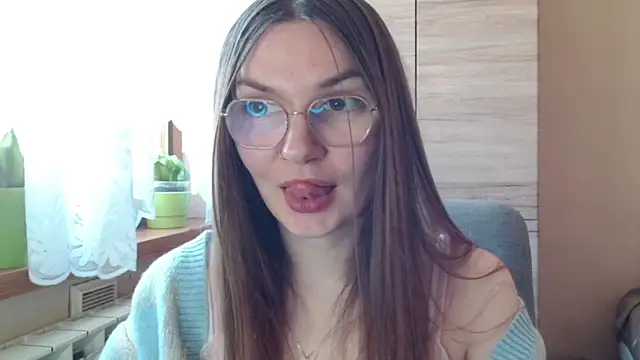 LooveELLYx online show from April 11, 2026, 7:45 am