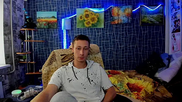 CuteBoy228 online show from November 18, 2025, 11:03 am