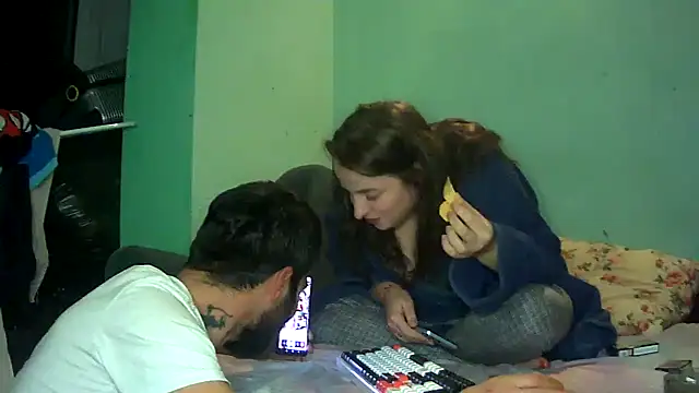 Snapshot of CleverPitzimitzi chatting on January 12, 2026, 12:16 am CleverPitzimitzi online show from January 12, 2026, 12:16 am