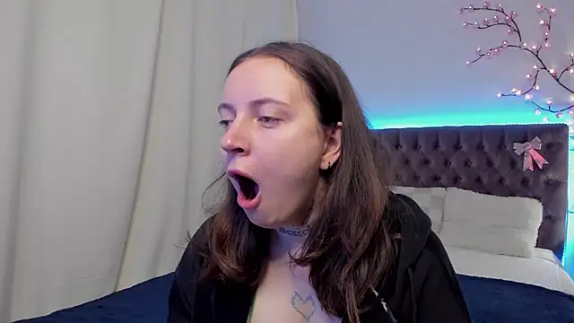 LilaVame online show from September 28, 2025, 7:19 pm