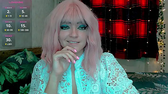 Snapshot of MagicPink chatting on March 6, 2026, 10:12 am MagicPink online show from March 6, 2026, 10:12 am