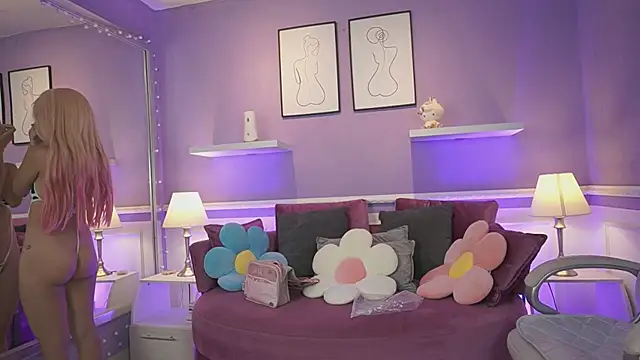 DahliaGrey online show from February 17, 2026, 11:40 am