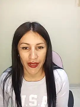 karinnahotdirty online show from October 31, 2025, 7:26 pm