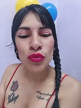Snapshot of karinnahotdirty chatting on June 20, 2026, 4:10 pm karinnahotdirty online show from June 20, 2026, 4:10 pm
