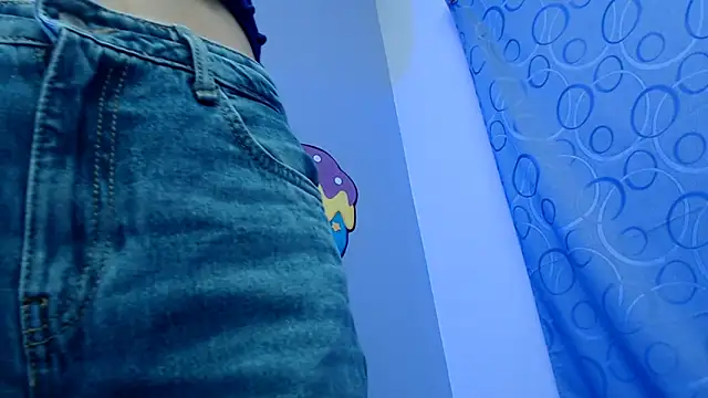 skinnykalitzo18 online show from February 16, 2026, 2:24 pm