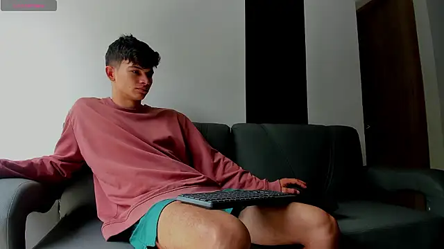 2Amateur Guys online show from February 27, 2026, 4:07 pm