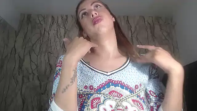 Snapshot of AntonellaBlanc chatting on October 10, 2025, 9:25 pm AntonellaBlanc online show from October 10, 2025, 9:25 pm