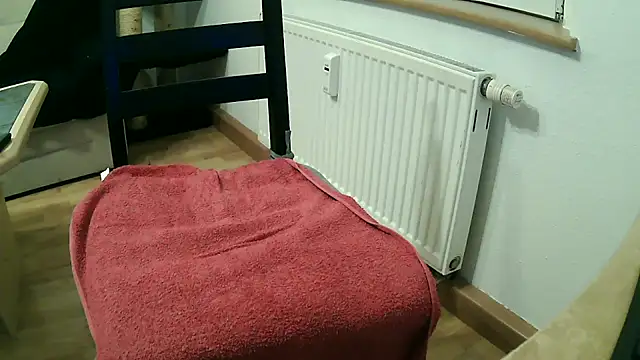 Lavastrom3 online show from October 14, 2025, 3:57 pm