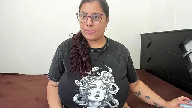 Snapshot of from_heaven1 chatting on February 18, 2026, 7:10 pm from heaven1 online show from February 18, 2026, 7:10 pm