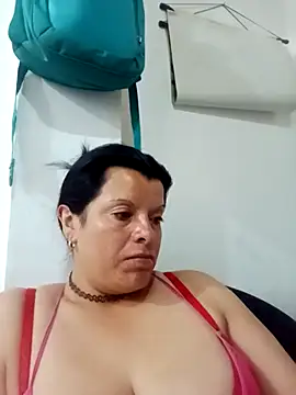 Hanna Kieran online show from October 13, 2025, 12:27 pm