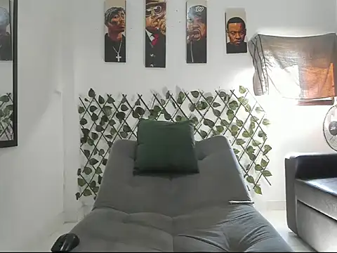 Latins Boss online show from March 22, 2026, 8:12 pm