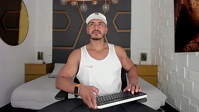 Snapshot of magnusclark chatting on September 15, 2025, 6:19 pm magnusclark online show from September 15, 2025, 6:19 pm