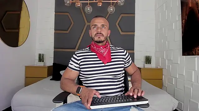 Snapshot of magnusclark chatting on September 16, 2025, 5:58 pm magnusclark online show from September 16, 2025, 5:58 pm