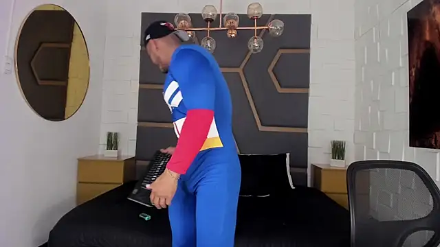 Snapshot of magnusclark chatting on September 17, 2025, 7:37 pm magnusclark online show from September 17, 2025, 7:37 pm