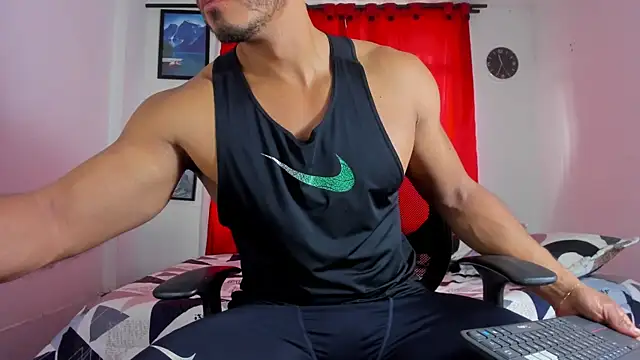 Snapshot of magnusclark chatting on November 6, 2025, 5:25 pm magnusclark online show from November 6, 2025, 5:25 pm