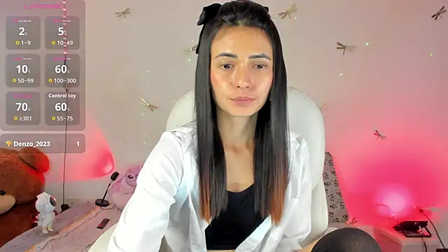 Snapshot of princessluna_19 chatting on October 7, 2025, 10:18 pm princessluna 19 online show from October 7, 2025, 10:18 pm