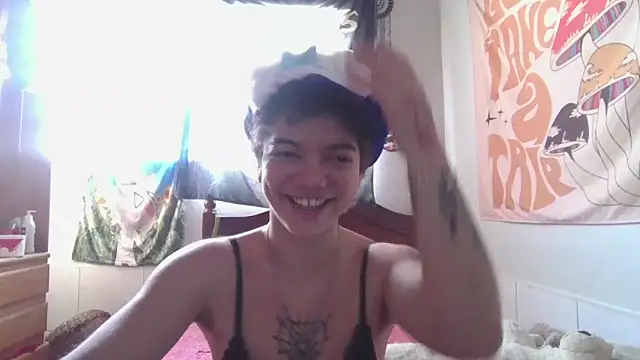 Snapshot of CamillyBlum chatting on May 25, 2026, 4:13 pm CamillyBlum online show from May 25, 2026, 4:13 pm