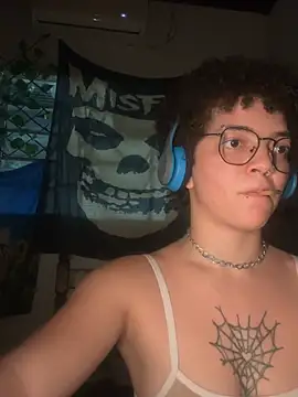 Snapshot of CamillyBlum chatting on June 12, 2026, 10:30 pm CamillyBlum online show from June 12, 2026, 10:30 pm