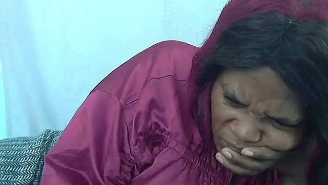 sexythae32 online show from September 25, 2025, 6:39 am