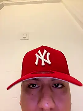 StevenMerchan online show from September 22, 2025, 3:30 am