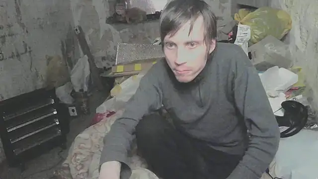 Snapshot of makarov1993 chatting on April 21, 2026, 7:39 pm makarov1993 online show from April 21, 2026, 7:39 pm