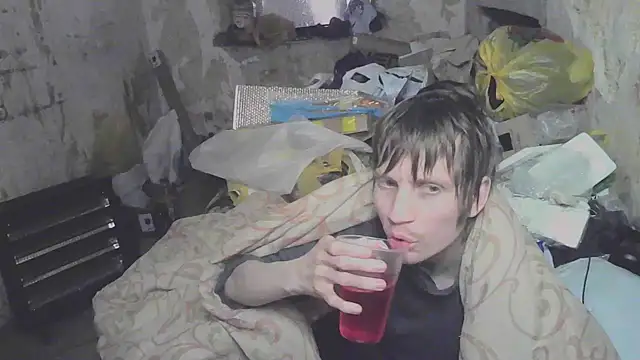 Snapshot of makarov1993 chatting on April 22, 2026, 7:55 am makarov1993 online show from April 22, 2026, 7:55 am
