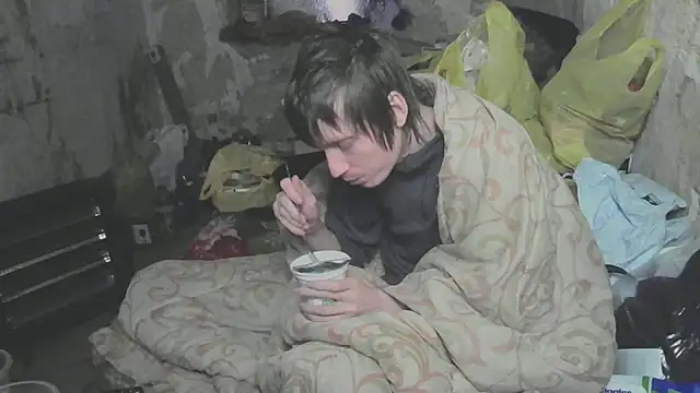 Snapshot of makarov1993 chatting on April 29, 2026, 3:10 am makarov1993 online show from April 29, 2026, 3:10 am