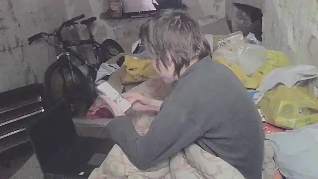 Snapshot of makarov1993 chatting on May 8, 2026, 10:09 am makarov1993 online show from May 8, 2026, 10:09 am