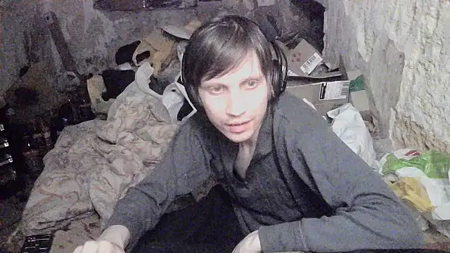 Snapshot of makarov1993 chatting on June 23, 2026, 9:13 pm makarov1993 online show from June 23, 2026, 9:13 pm