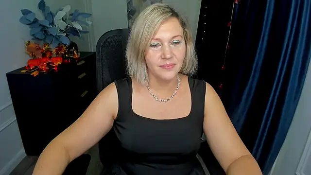 NinaStarle online show from October 22, 2025, 4:57 am