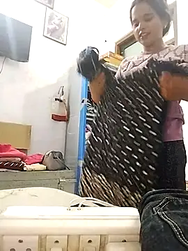 JHILMIL online show from September 23, 2025, 6:27 am