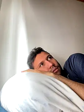 Michaell Spinelly online show from September 23, 2025, 3:59 pm