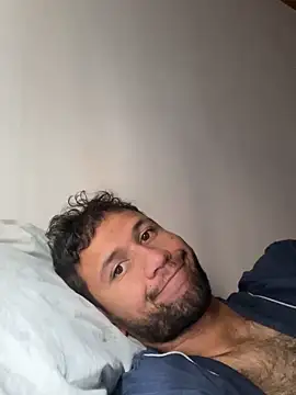 Michaell Spinelly online show from September 24, 2025, 3:15 pm