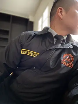 Manu0586 online show from September 25, 2025, 12:09 pm