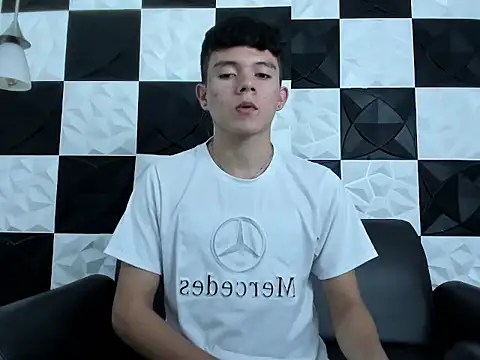 AndyFame1 online show from November 30, 2025, 12:42 pm