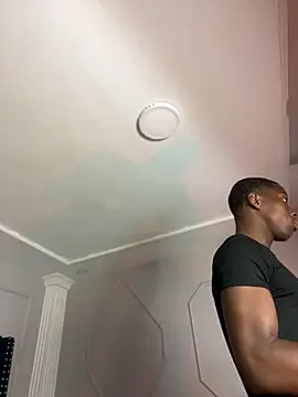 CharlesBrown  online show from September 10, 2025, 12:16 pm