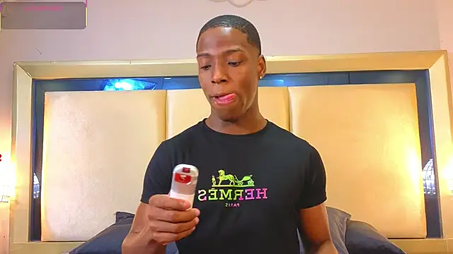 CharlesBrown  online show from February 8, 2026, 12:25 am