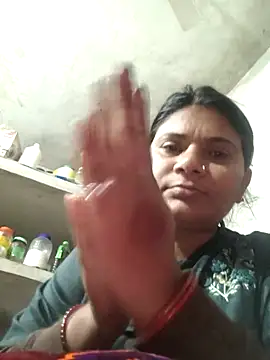 couple 71 online show from January 6, 2026, 9:18 pm